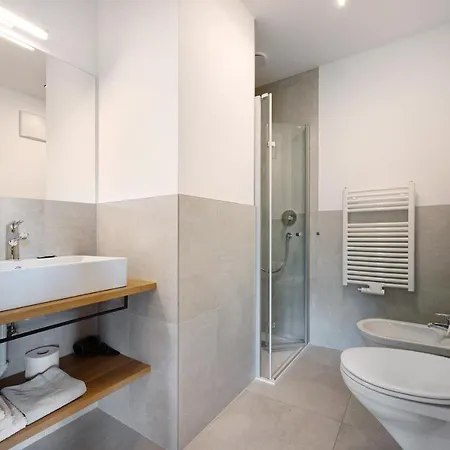 Apartment Haus Mader 1 *